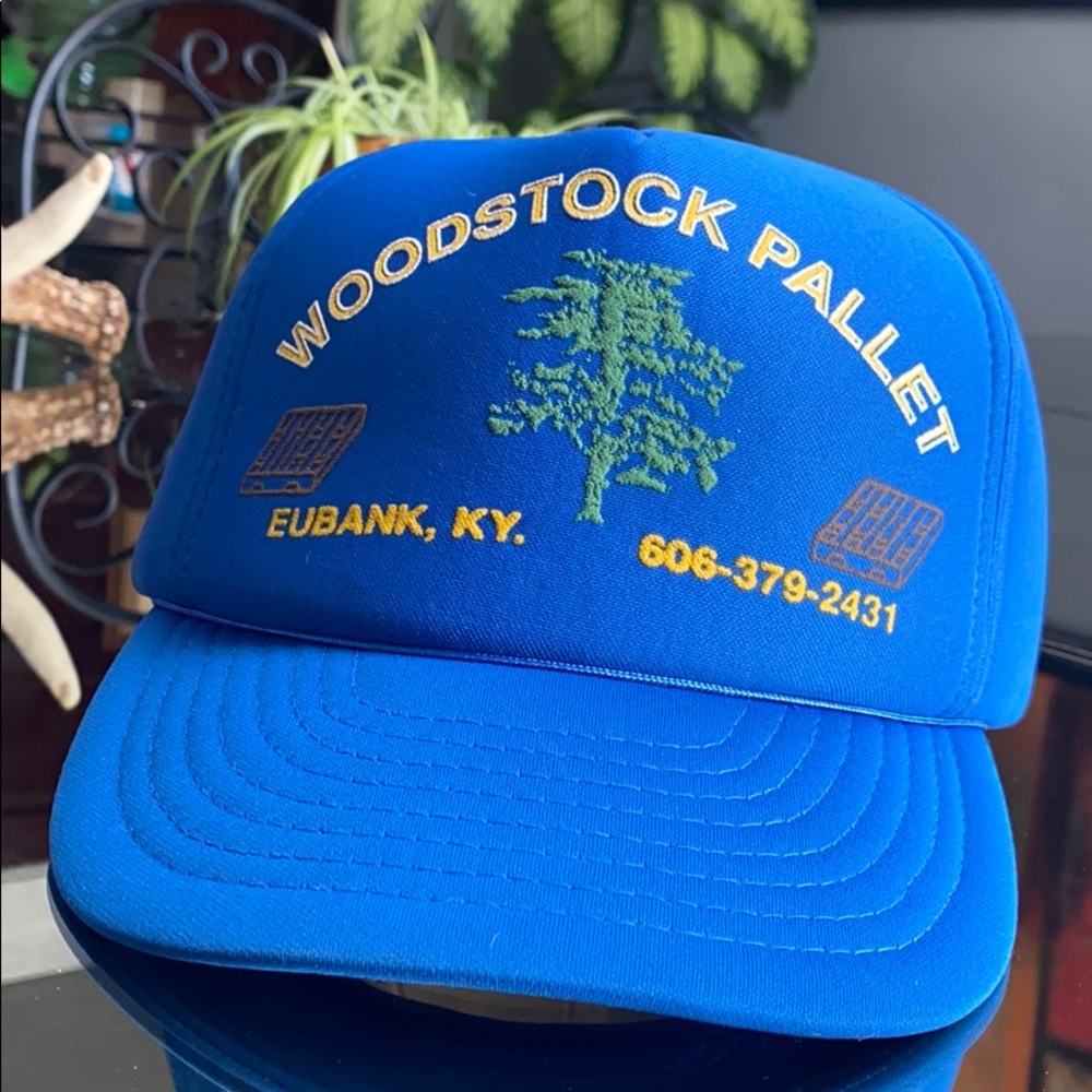 Vintage Woodstock Pallet Hat Gem